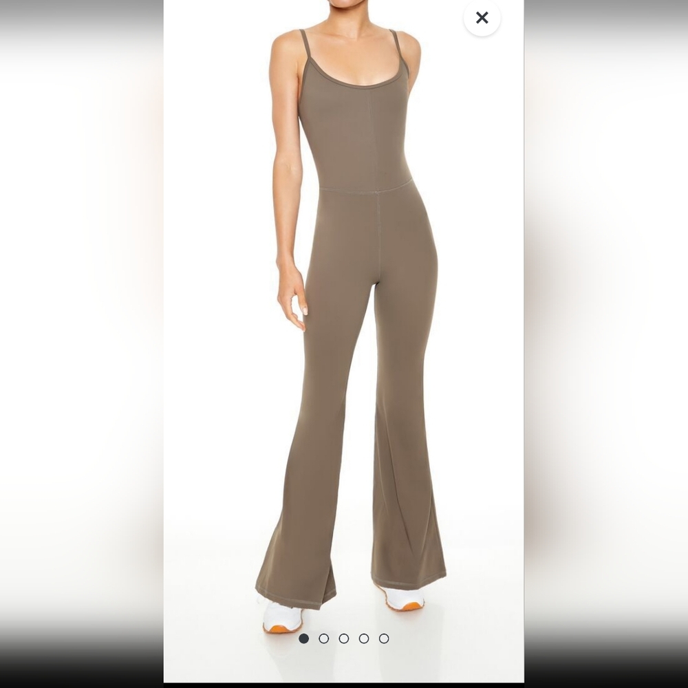 Women's Active Flare Cami Jumpsuit Size Medium